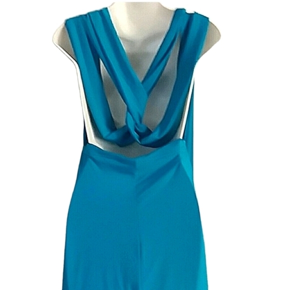 Convert Into Style Dress Size Medium - Picture 9 of 9